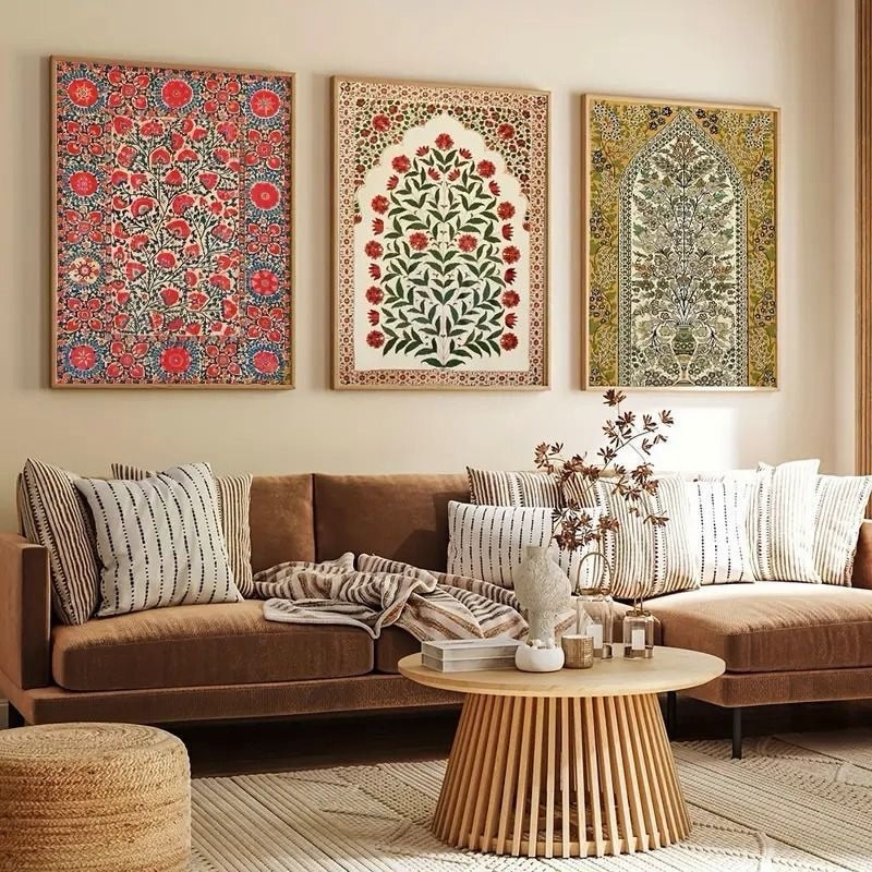Traditional Floral Pattern Wall Frame Set (3‑Piece)